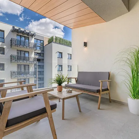 Luxury Landing Complex Qualis Apartament *