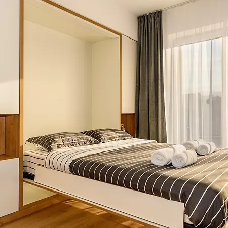 Luxury Landing Complex Qualis Apartament