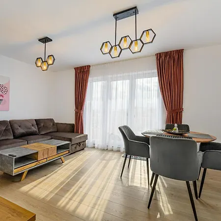 Luxury Landing Complex Qualis Apartament