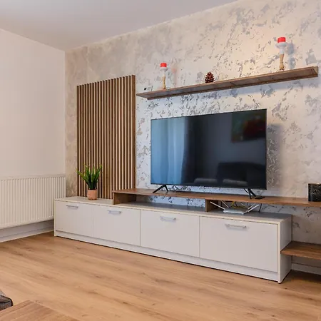 Mohost Luxury Landing Complex Qualis Braszów