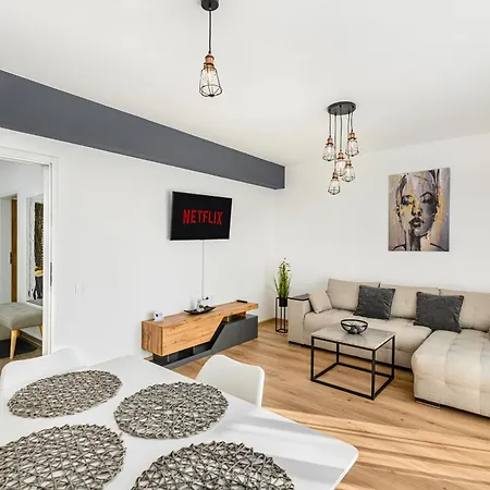 Mohost Luxury Landing Complex Qualis Apartament