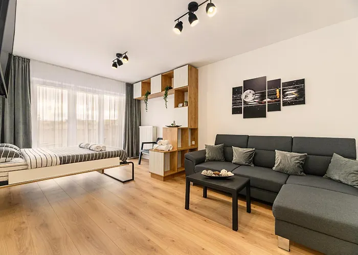 Mohost Luxury Landing Complex Qualis