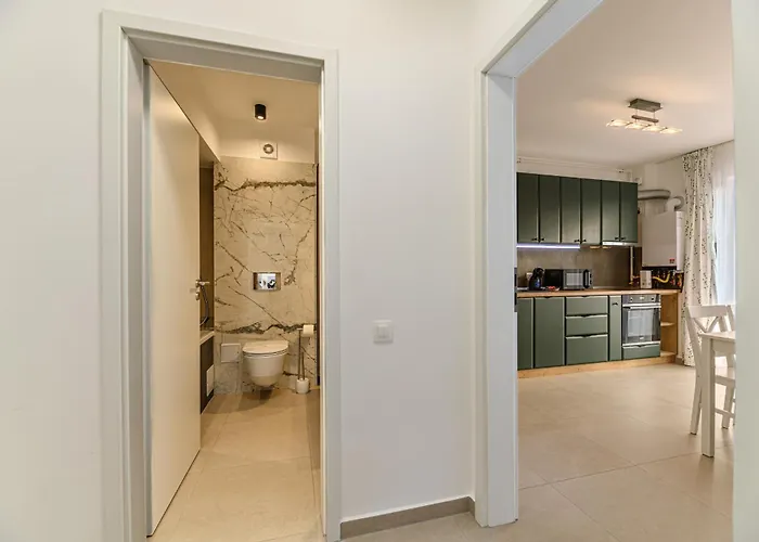 Mohost Luxury Landing Complex Qualis *