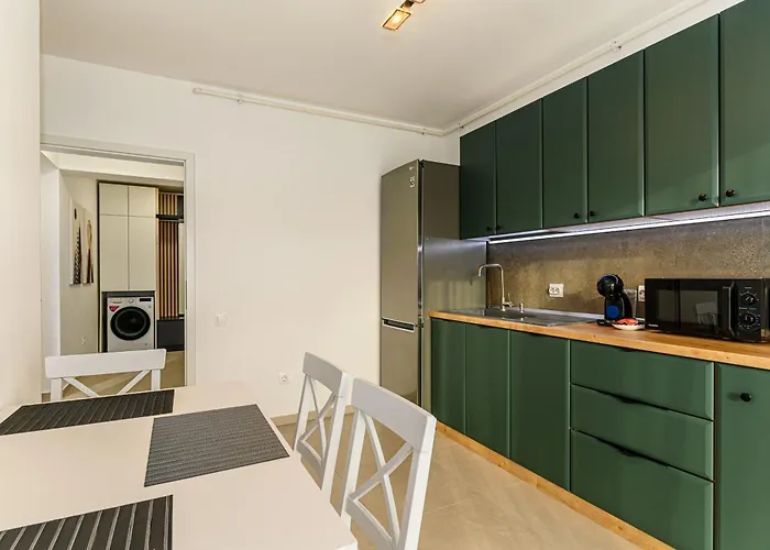 Mohost Luxury Landing Complex Qualis 布拉索夫